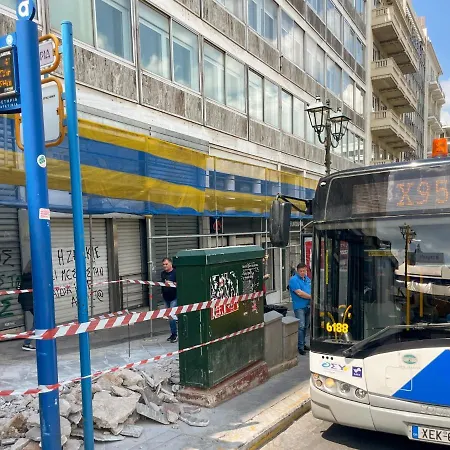 Apartment In Front Of Syntagma Metro